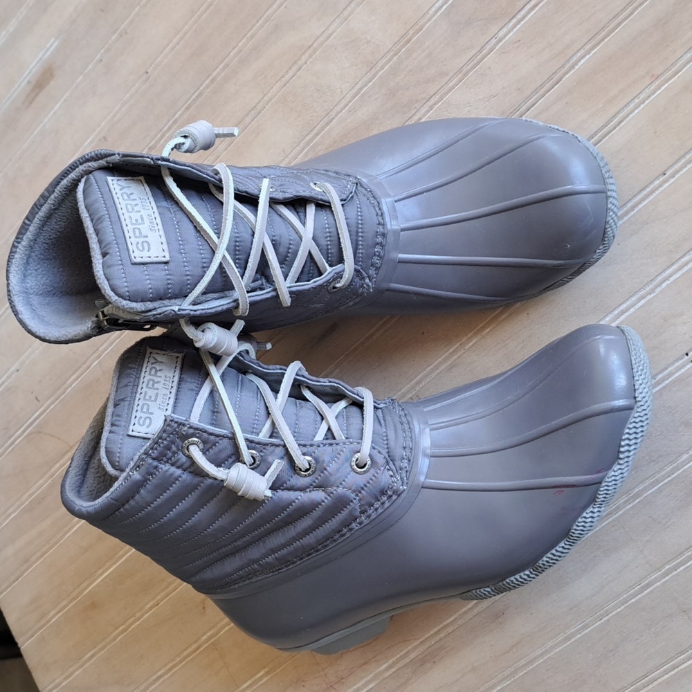 Sperry Saltwater Nylon Duck Boots Gray Quilted Water Resistant Snow Rain